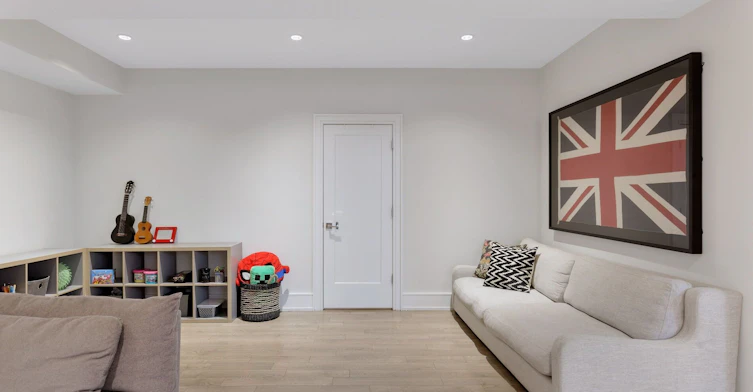 8 Nora Road, Toronto, ON, M9A 1C9 - 43