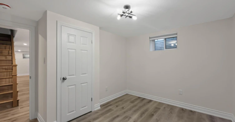 Lower-2130 Greenhurst Avenue, Mississauga, ON, L4X 1J6 - 10