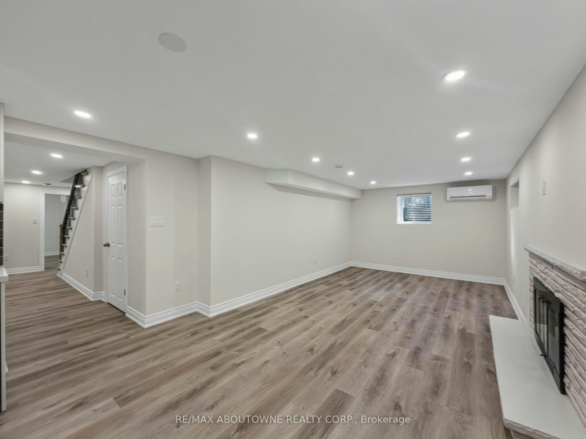 Lower-2130 Greenhurst Avenue, Mississauga, ON, L4X 1J6 - 7