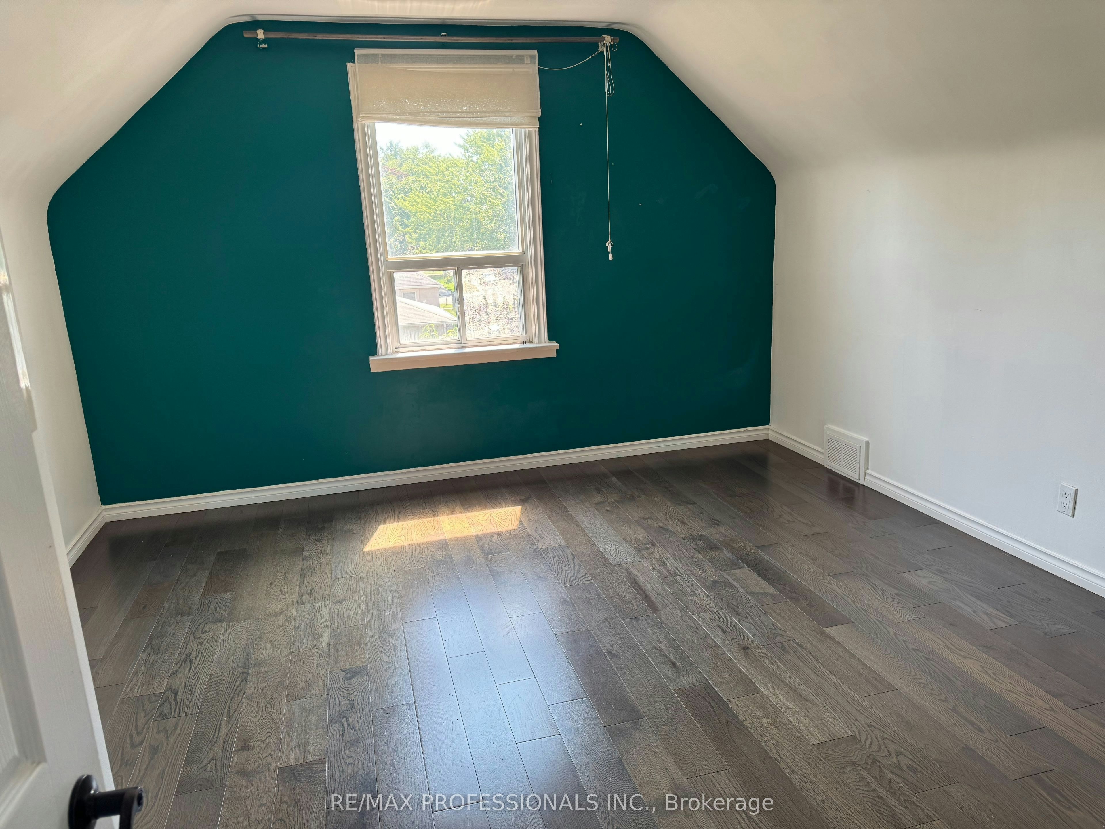 Main-145 Yorkview Drive, Toronto, ON, M8Z 2G5 - 8
