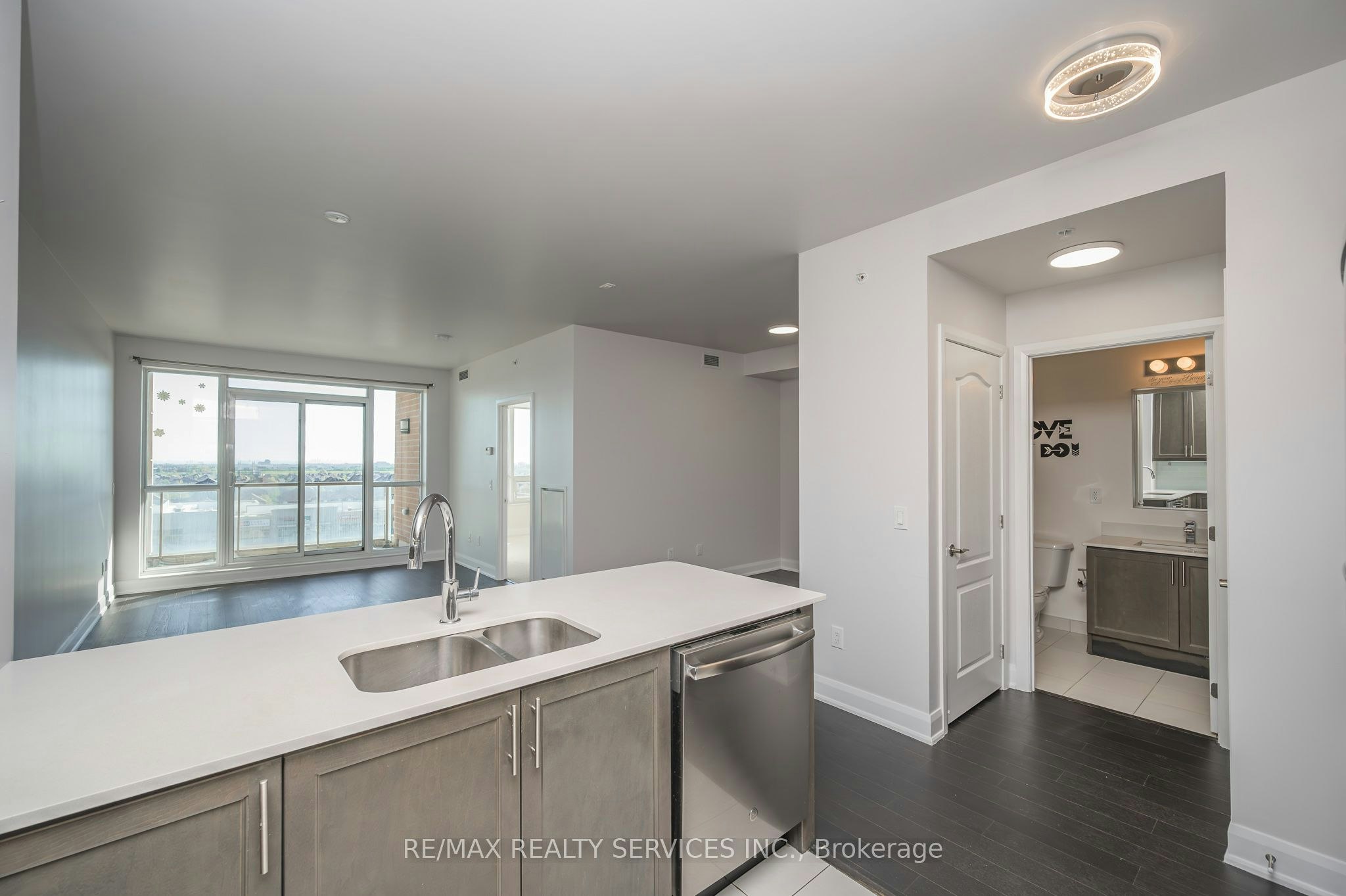 624-2480 Prince Michael Drive, Oakville, ON, L6H 0H1 - 16