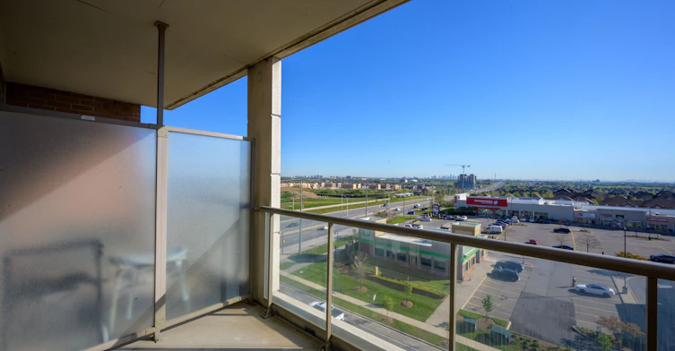 624-2480 Prince Michael Drive, Oakville, ON, L6H 0H1 - 25