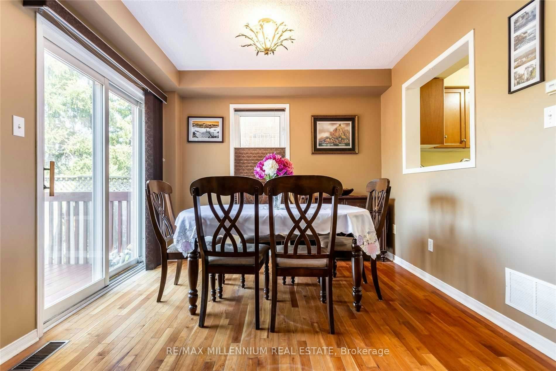 13 Dawson Crescent, Milton, ON, L9T 5H8 - 4