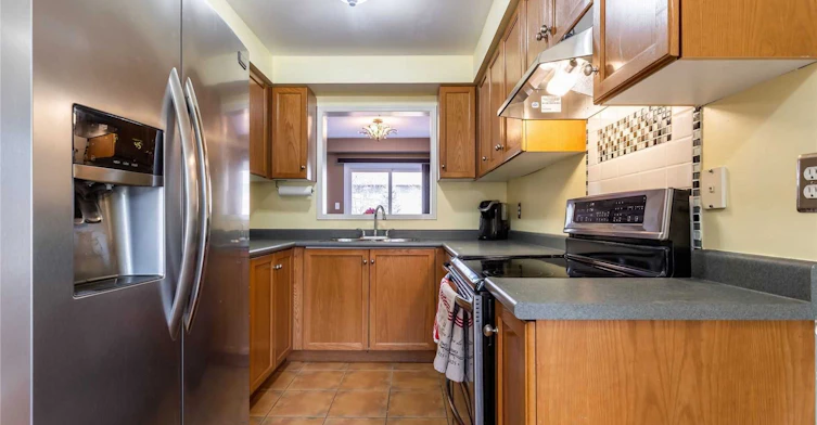 13 Dawson Crescent, Milton, ON, L9T 5H8 - 3