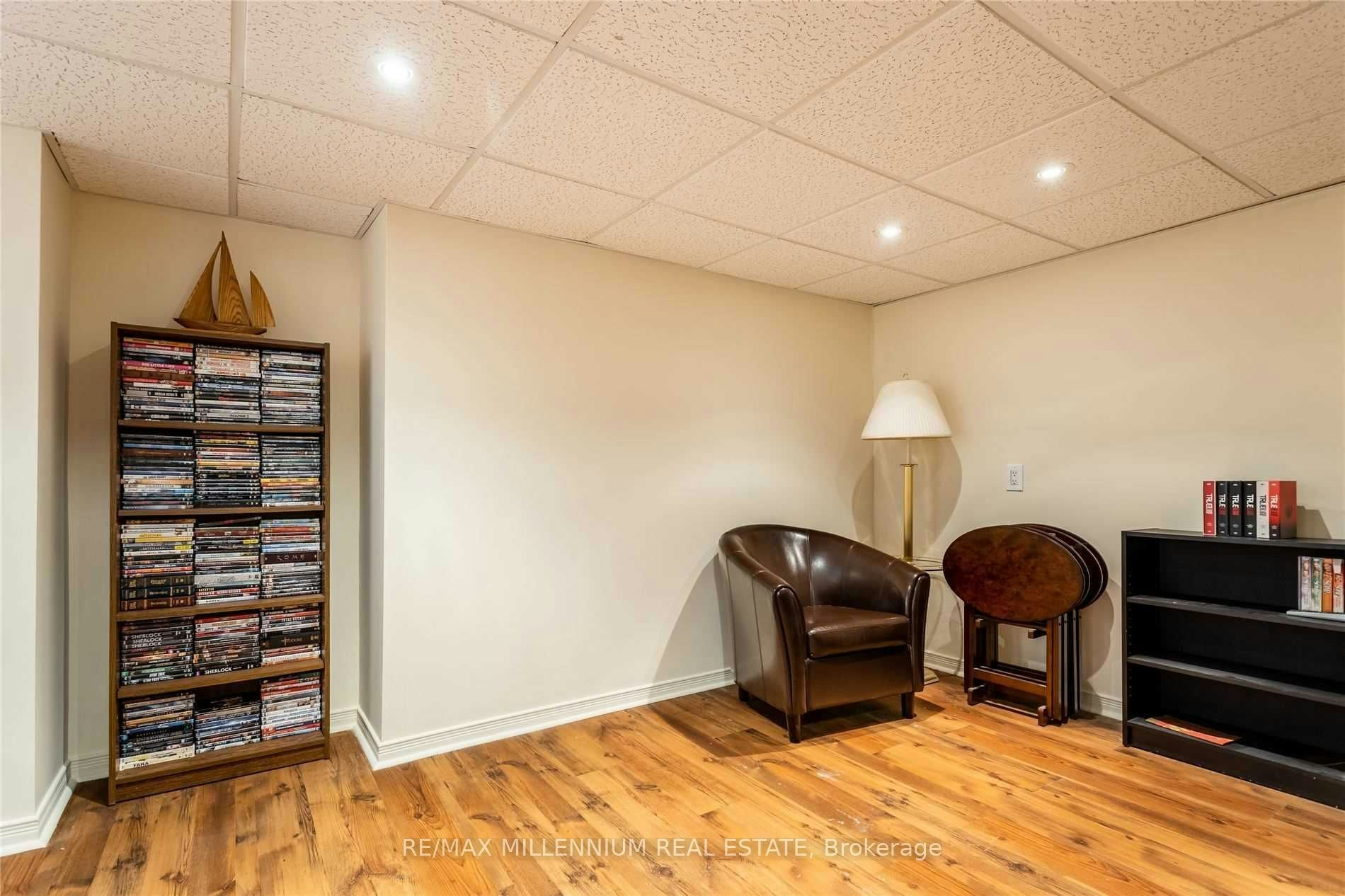 13 Dawson Crescent, Milton, ON, L9T 5H8 - 8