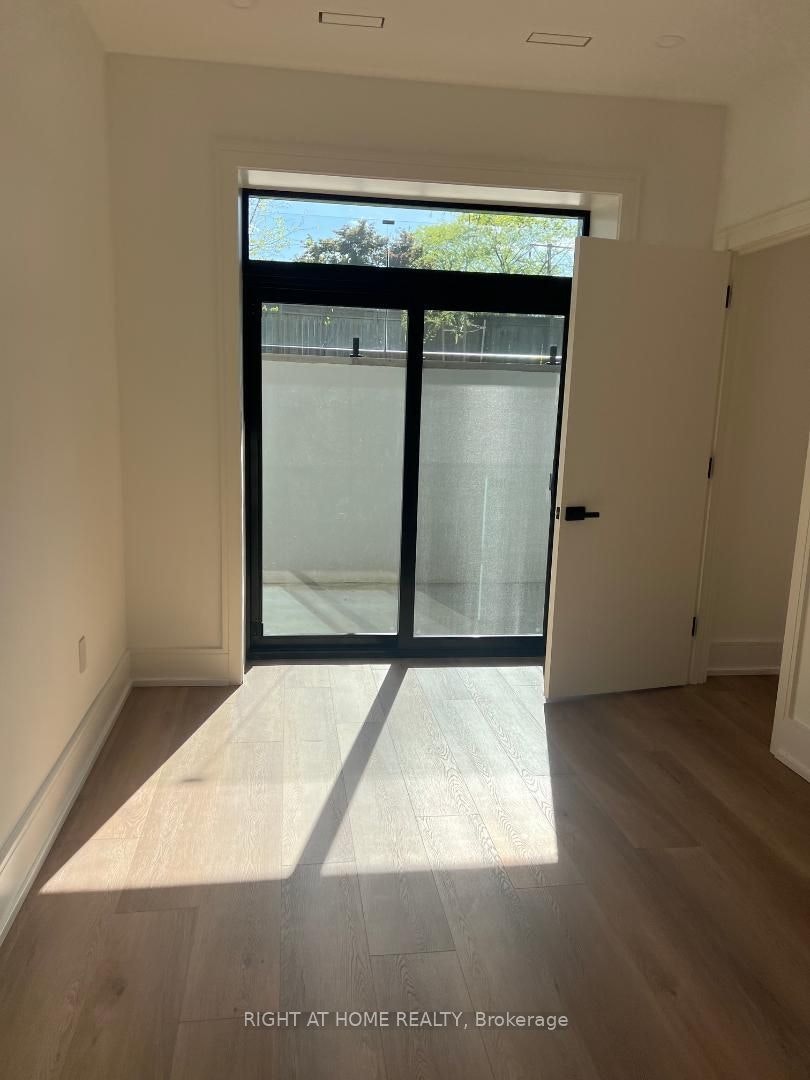 Basement Apartment-50 Brawley Avenue, Toronto, ON, M8Z 4Z4 - 11