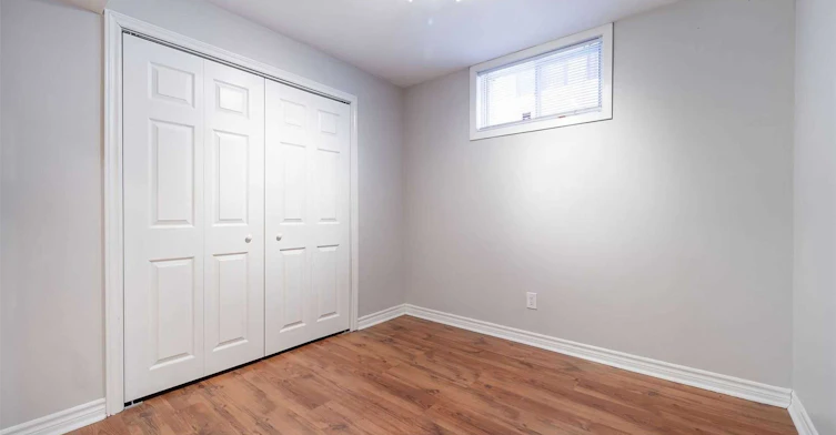 2212 Florian (Lower) Road, Mississauga, ON, L5A 2M4 - 5
