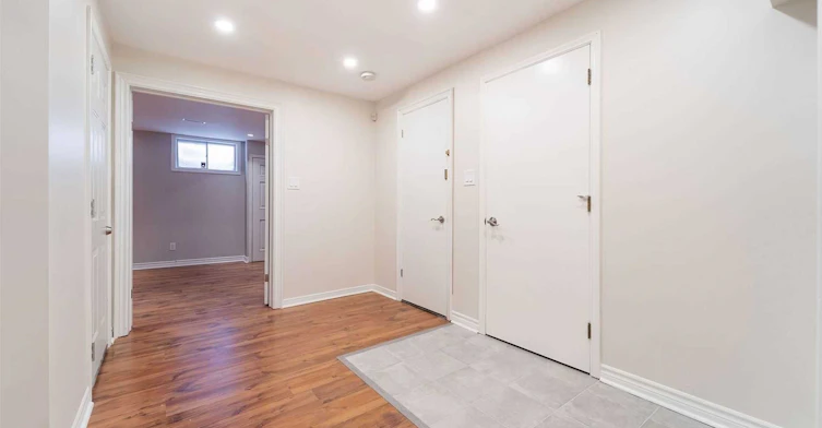 2212 Florian (Lower) Road, Mississauga, ON, L5A 2M4 - 4
