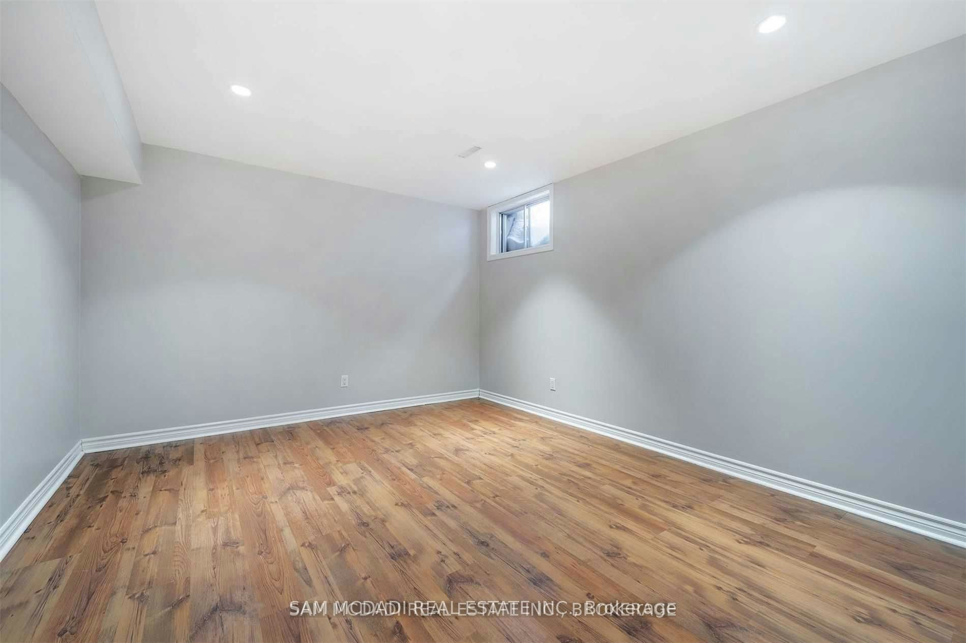 2212 Florian (Lower) Road, Mississauga, ON, L5A 2M4 - 10