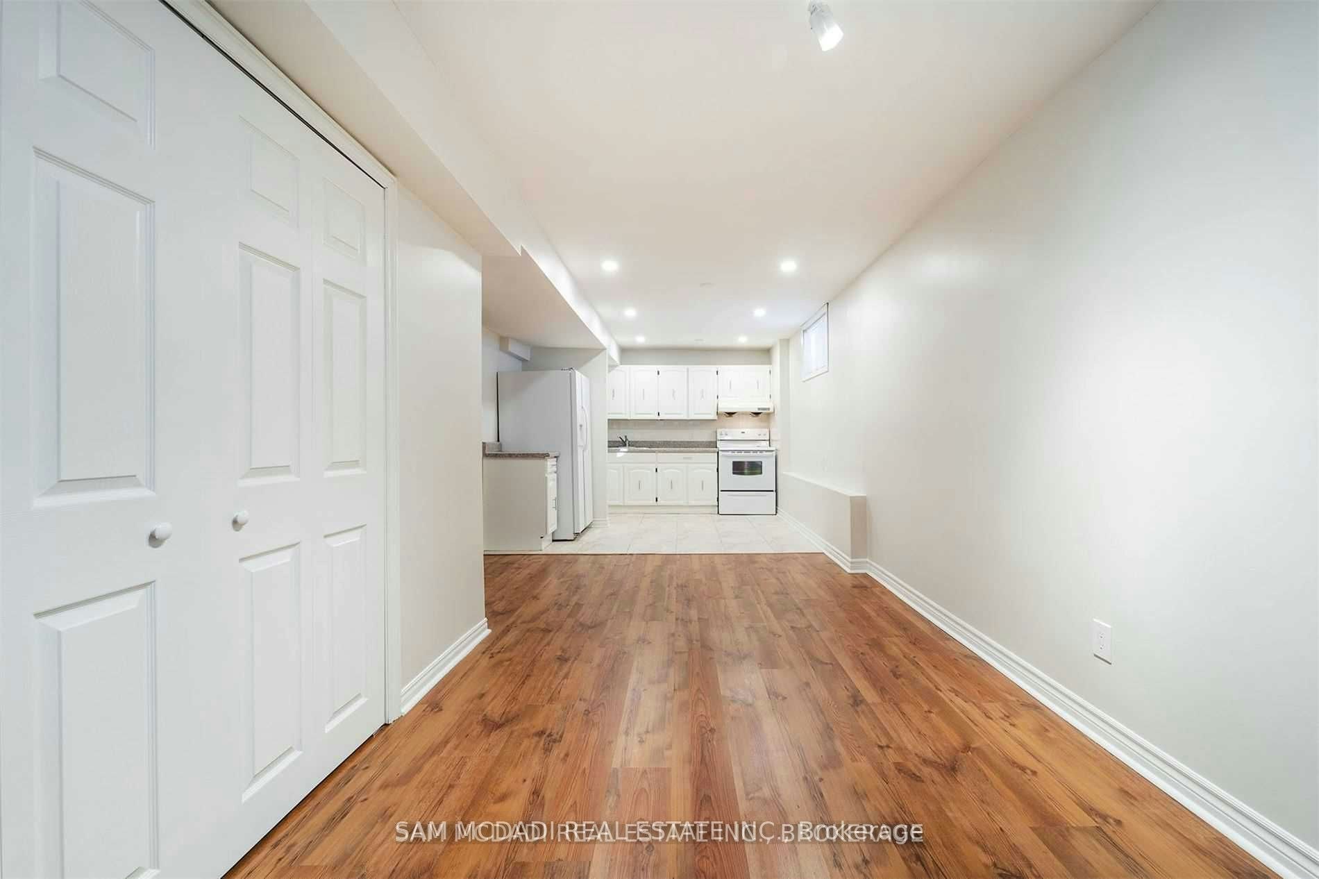 2212 Florian (Lower) Road, Mississauga, ON, L5A 2M4 - 14