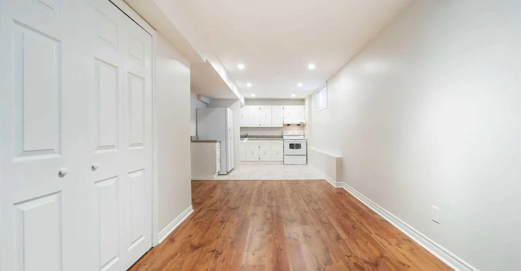 2212 Florian (Lower) Road, Mississauga, ON, L5A 2M4 - 14
