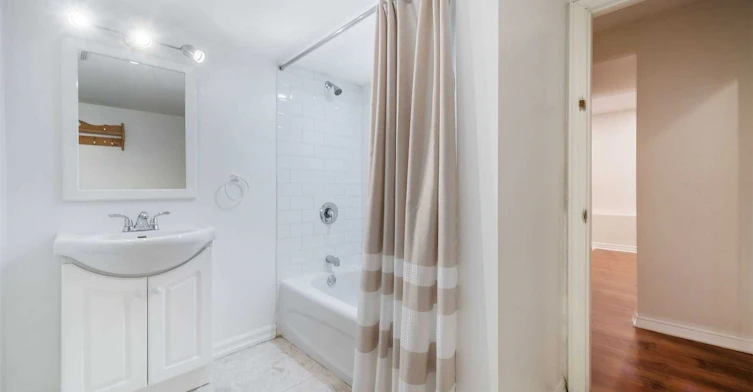 2212 Florian (Lower) Road, Mississauga, ON, L5A 2M4 - 20