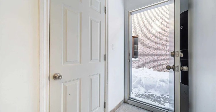 2212 Florian (Lower) Road, Mississauga, ON, L5A 2M4 - 23