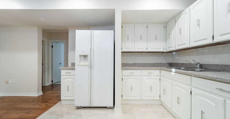 2212 Florian (Lower) Road, Mississauga, ON, L5A 2M4 - 18