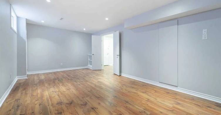 2212 Florian (Lower) Road, Mississauga, ON, L5A 2M4 - 9