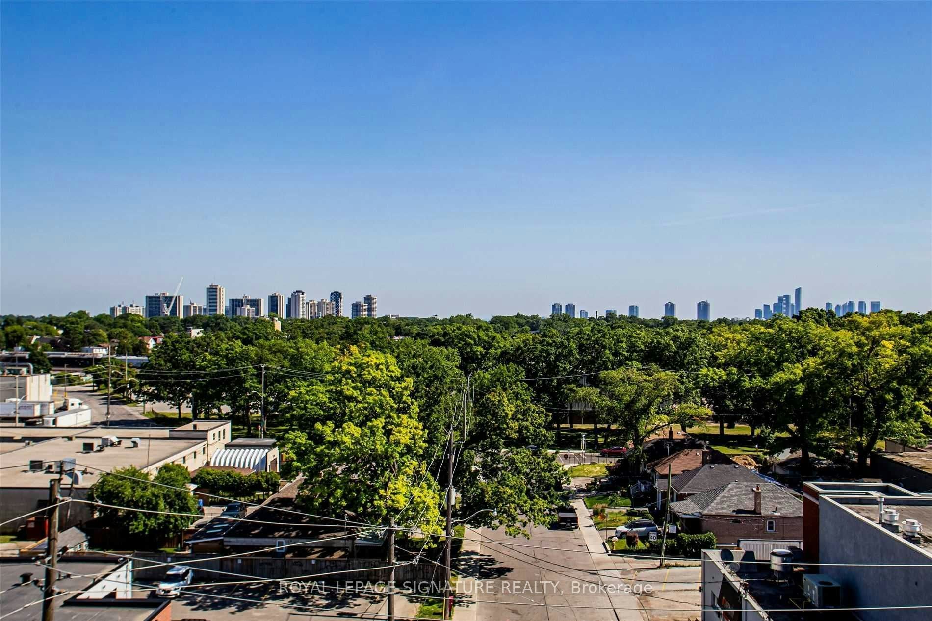 706-2300 St Clair Avenue W, Toronto, ON, M6N 0B3 - 15
