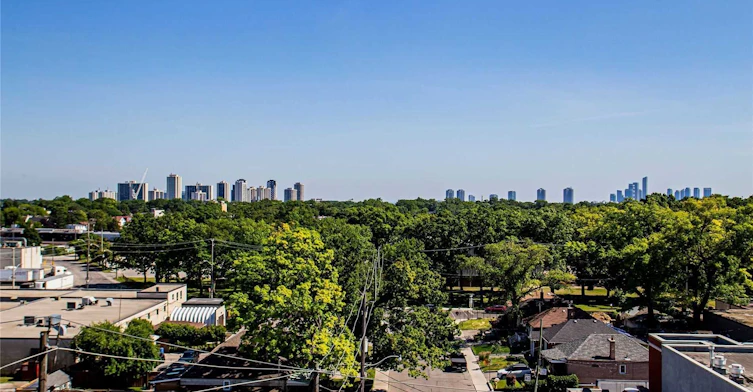706-2300 St Clair Avenue W, Toronto, ON, M6N 0B3 - 15