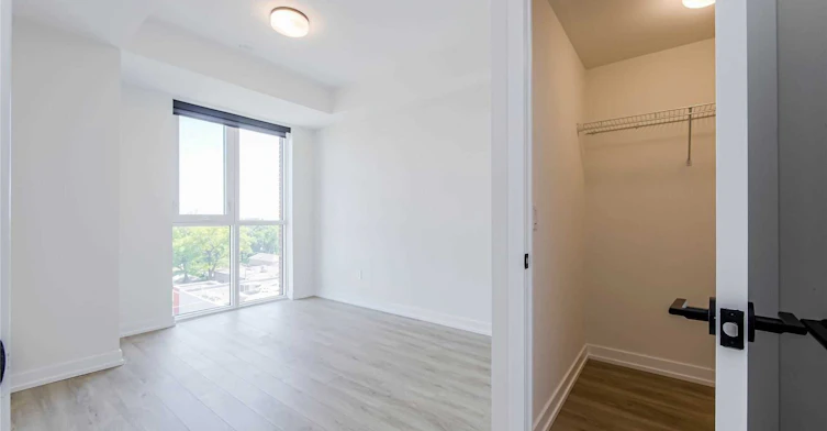 706-2300 St Clair Avenue W, Toronto, ON, M6N 0B3 - 9