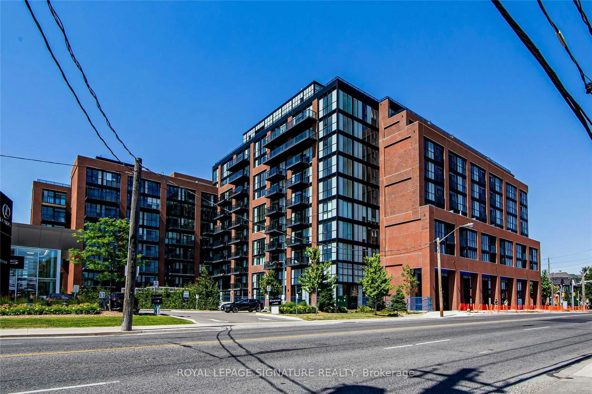 706-2300 St Clair Avenue W, Toronto, ON, M6N 0B3