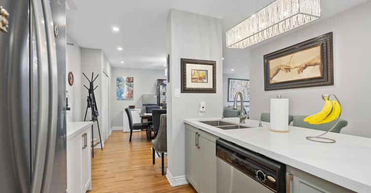 2315-320 Dixon Road, Toronto, ON, M9R 1S8 - 7
