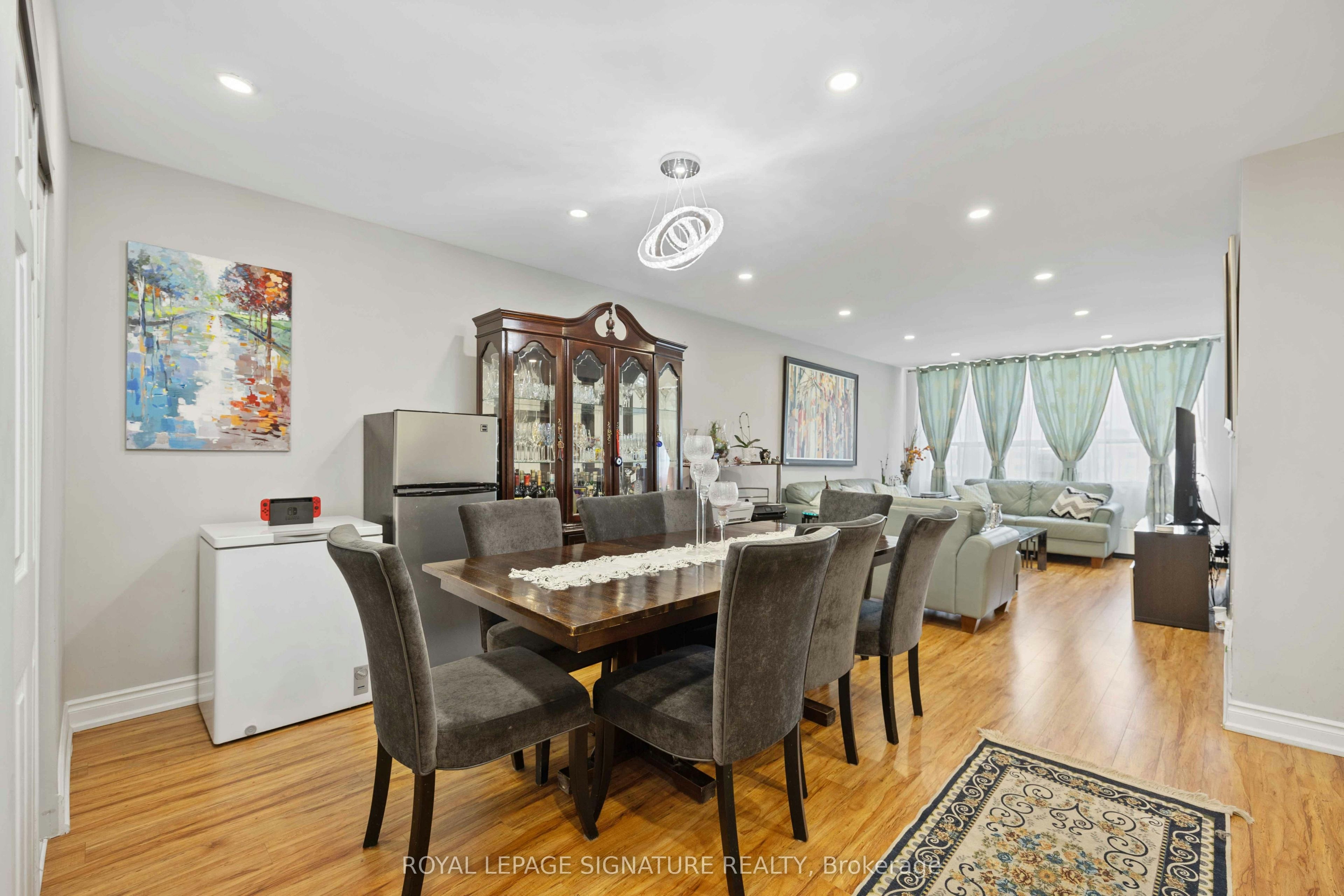 2315-320 Dixon Road, Toronto, ON, M9R 1S8 - 21