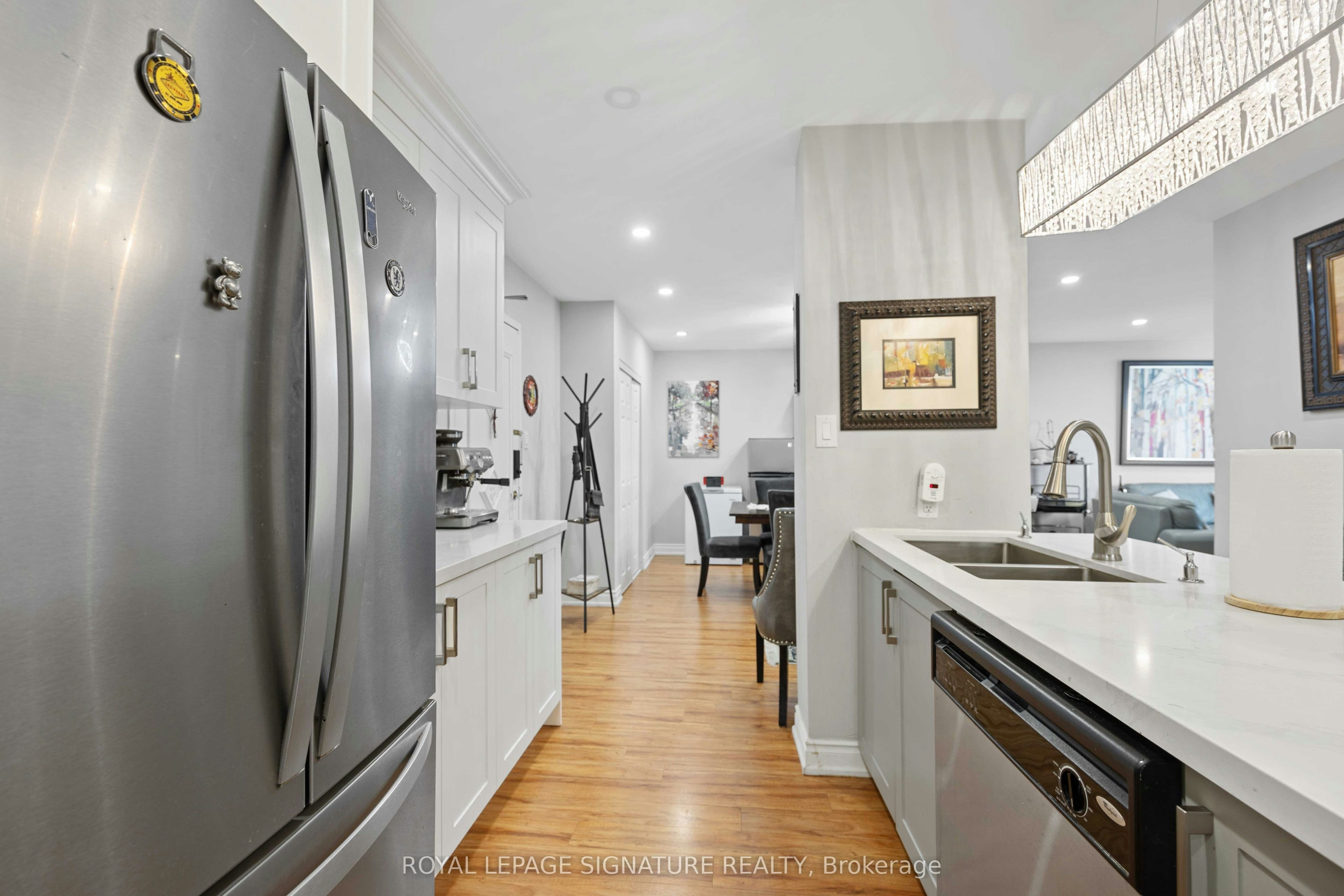 2315-320 Dixon Road, Toronto, ON, M9R 1S8 - 6
