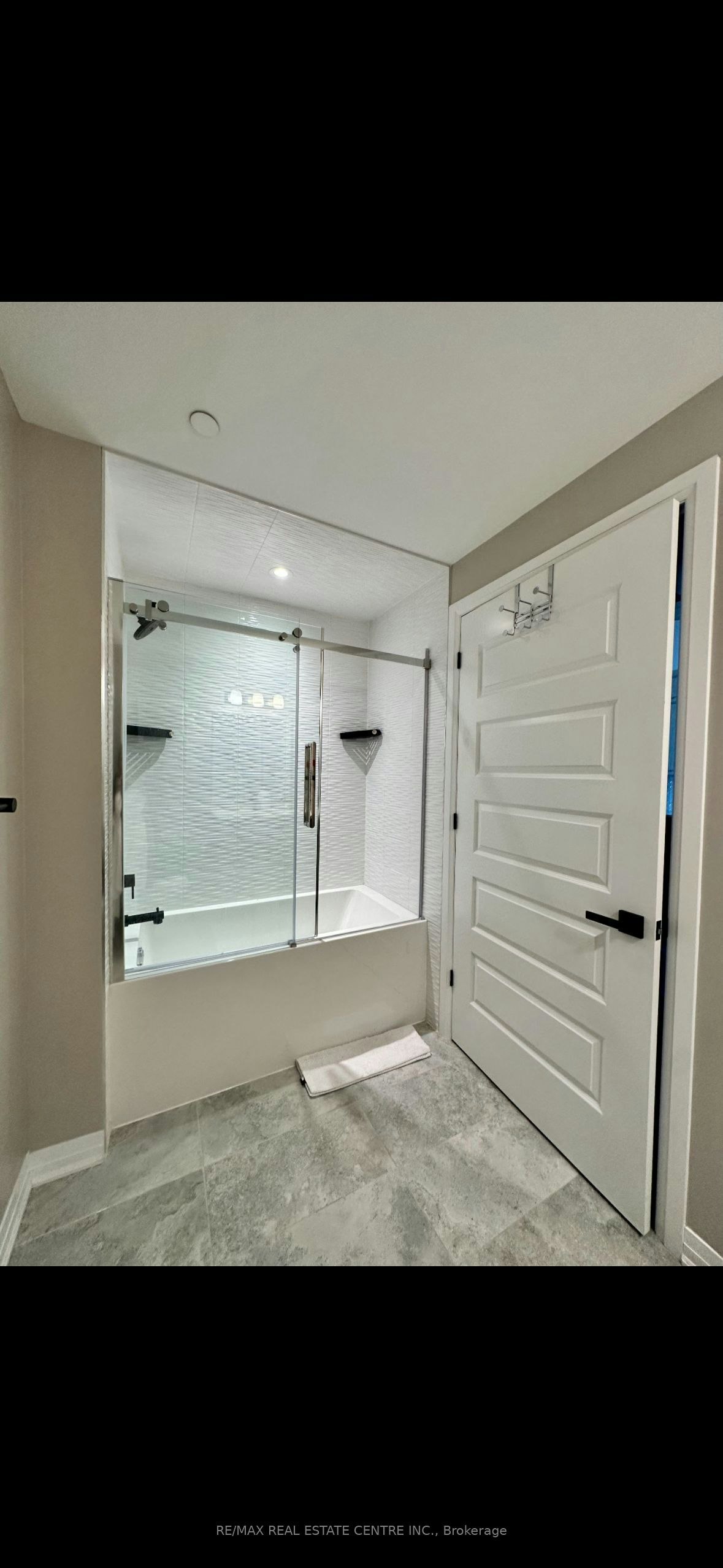 113-95 Dundas Street W, Oakville, ON, L6M 5N4 - 10