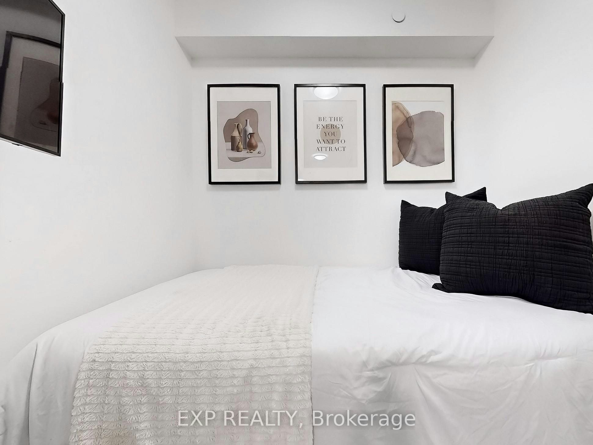 330-36 Zorra Street, Toronto, ON, M8Z 0G5 - 26