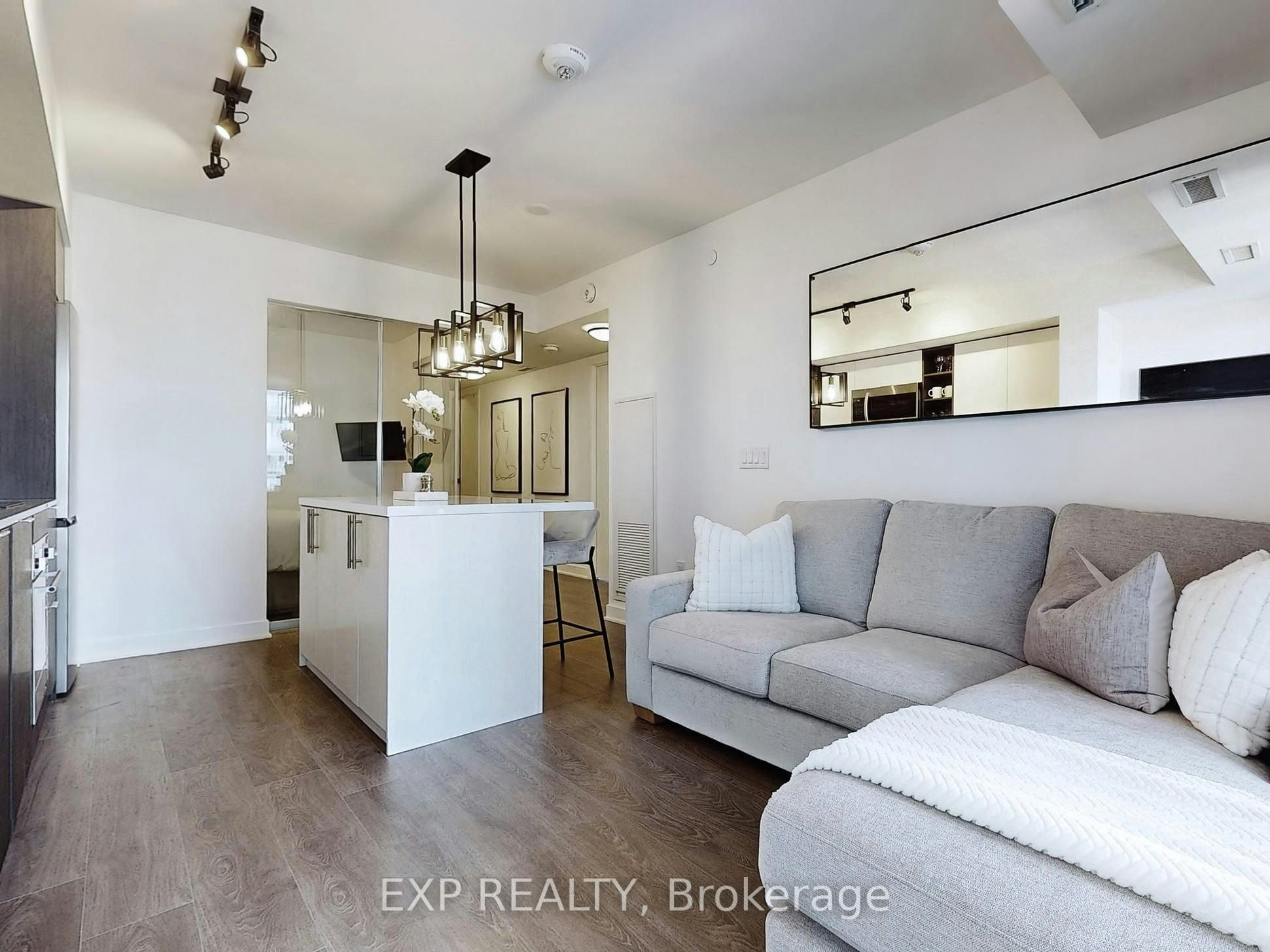 330-36 Zorra Street, Toronto, ON, M8Z 0G5 - 5