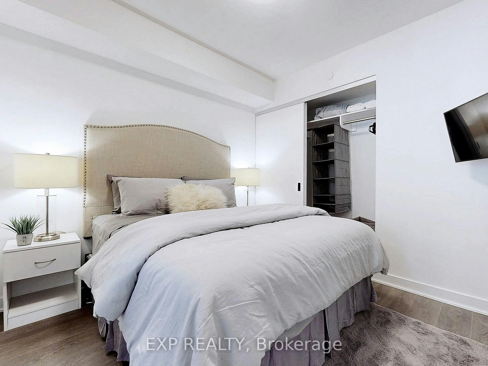 330-36 Zorra Street, Toronto, ON, M8Z 0G5 - 22