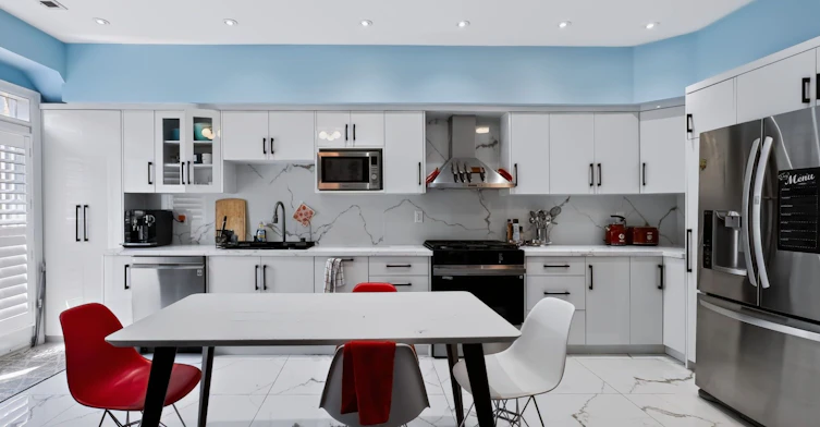 10 Clockwork Lane, Toronto, ON, M8Y 4H5 - 13
