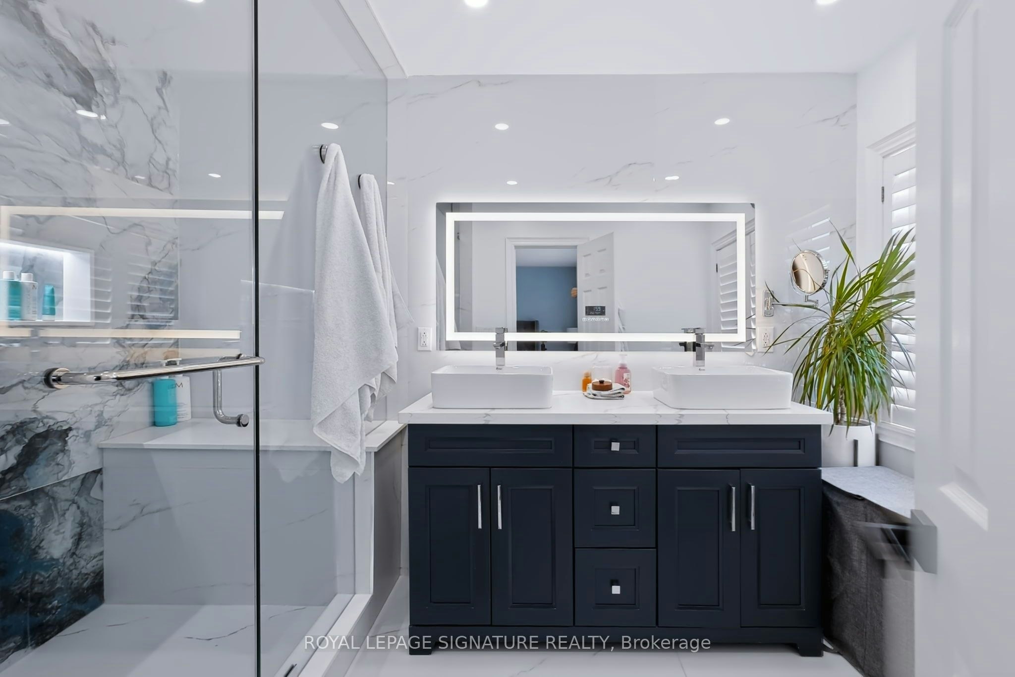 10 Clockwork Lane, Toronto, ON, M8Y 4H5 - 24