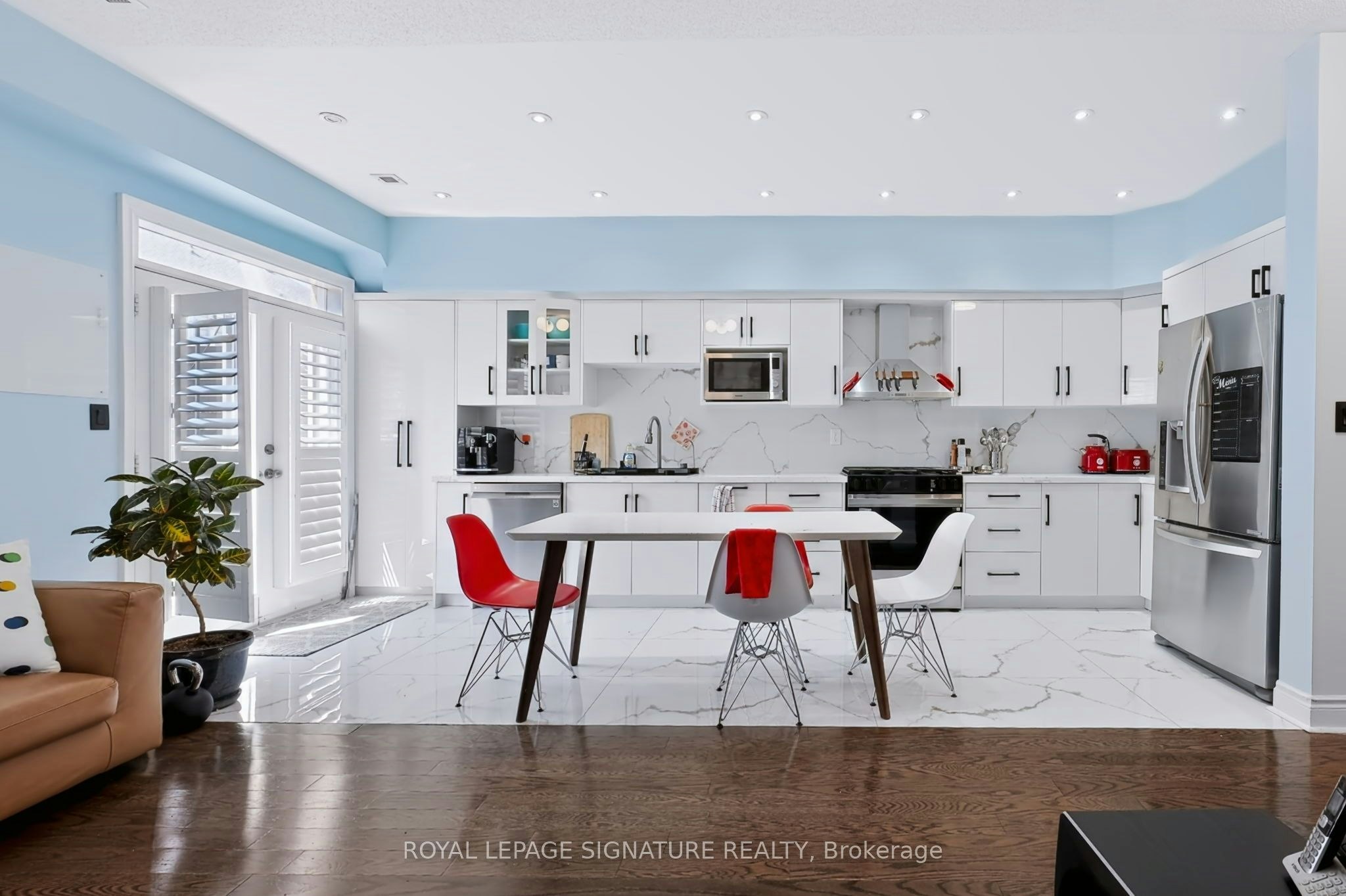 10 Clockwork Lane, Toronto, ON, M8Y 4H5 - 12