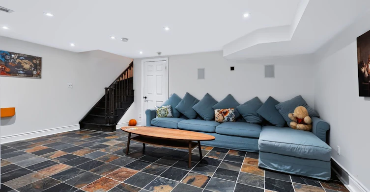 10 Clockwork Lane, Toronto, ON, M8Y 4H5 - 33