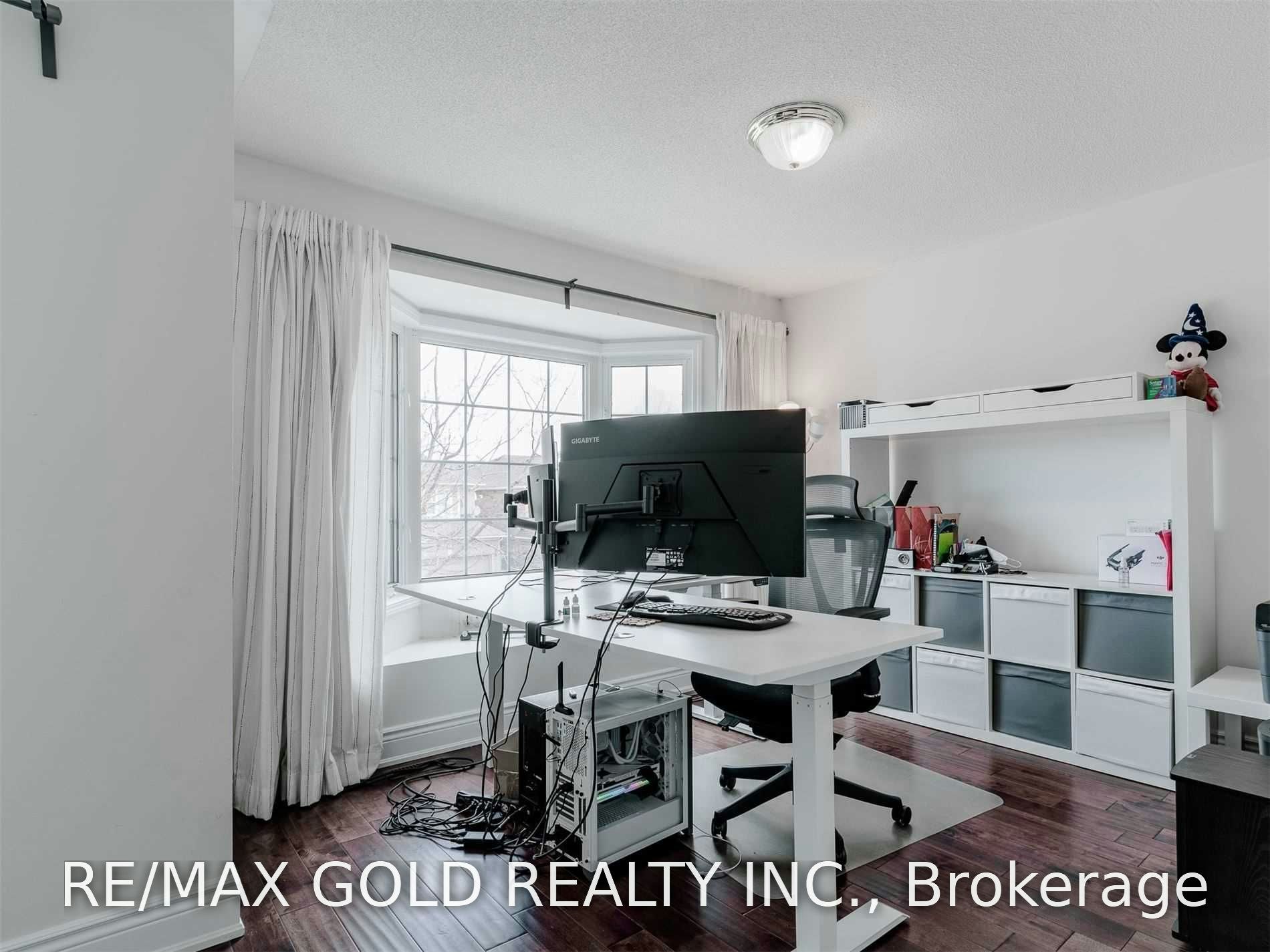 6 Marshmarigold Road, Brampton, ON, L7A 2S9 - 27