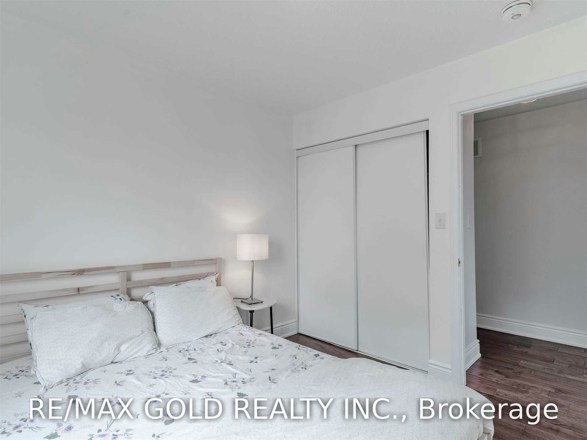 6 Marshmarigold Road, Brampton, ON, L7A 2S9 - 30