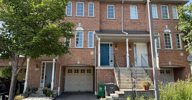 182-80 Acorn Place, Mississauga, ON, L4Z 3S7
