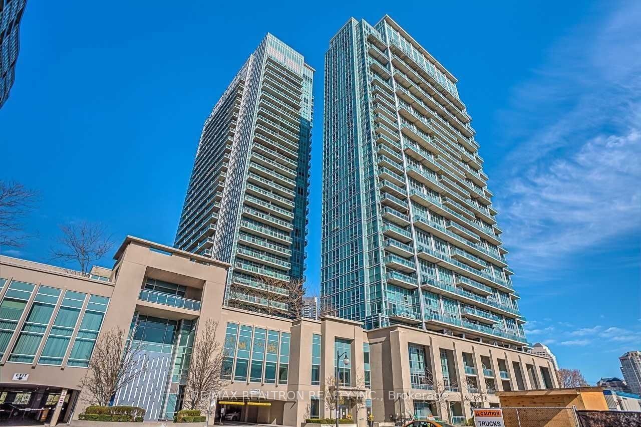 2631-165 Legion Road N, Toronto, ON, M8Y 0B3