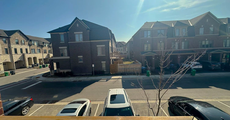 18 Lavinia Road, Brampton, ON, L6P 4N8 - 12
