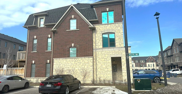 18 Lavinia Road, Brampton, ON, L6P 4N8 - 3