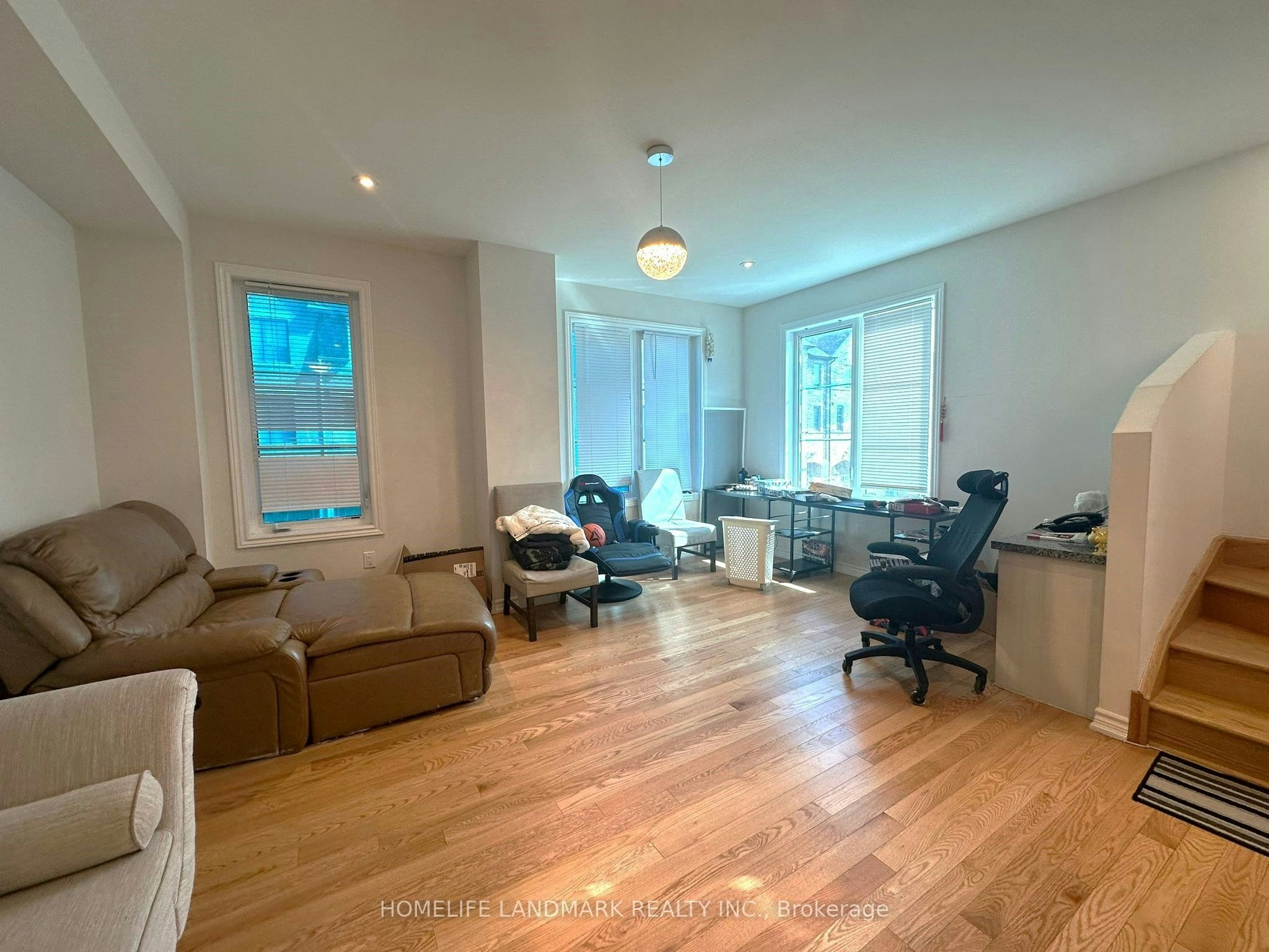 18 Lavinia Road, Brampton, ON, L6P 4N8 - 10