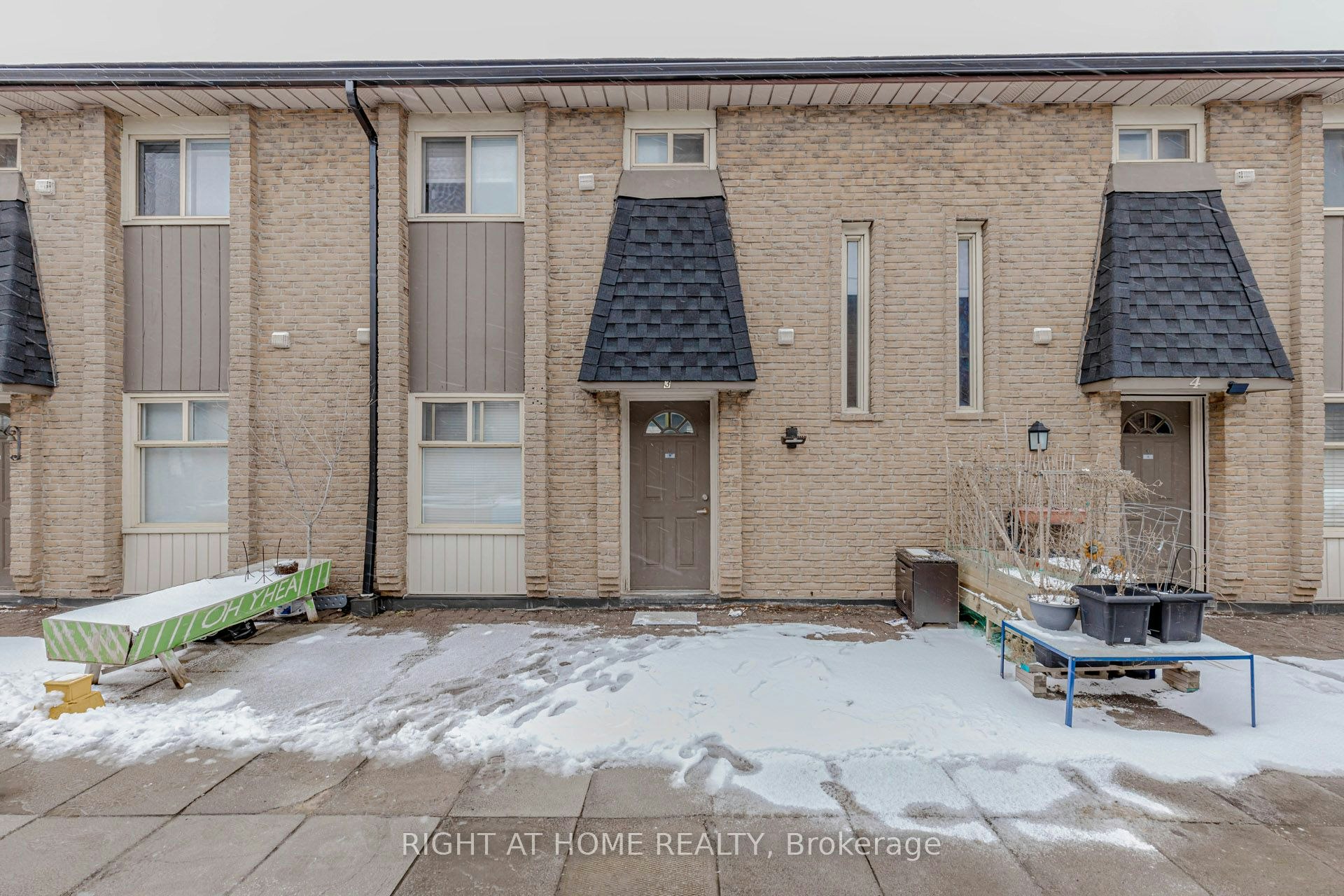 3-40 Rexdale Boulevard, Toronto, ON, M9W 5Z3