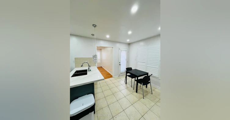 UPPER LEVEL-48 Herdwick Street, Brampton, ON, L6S 6L7 - 12