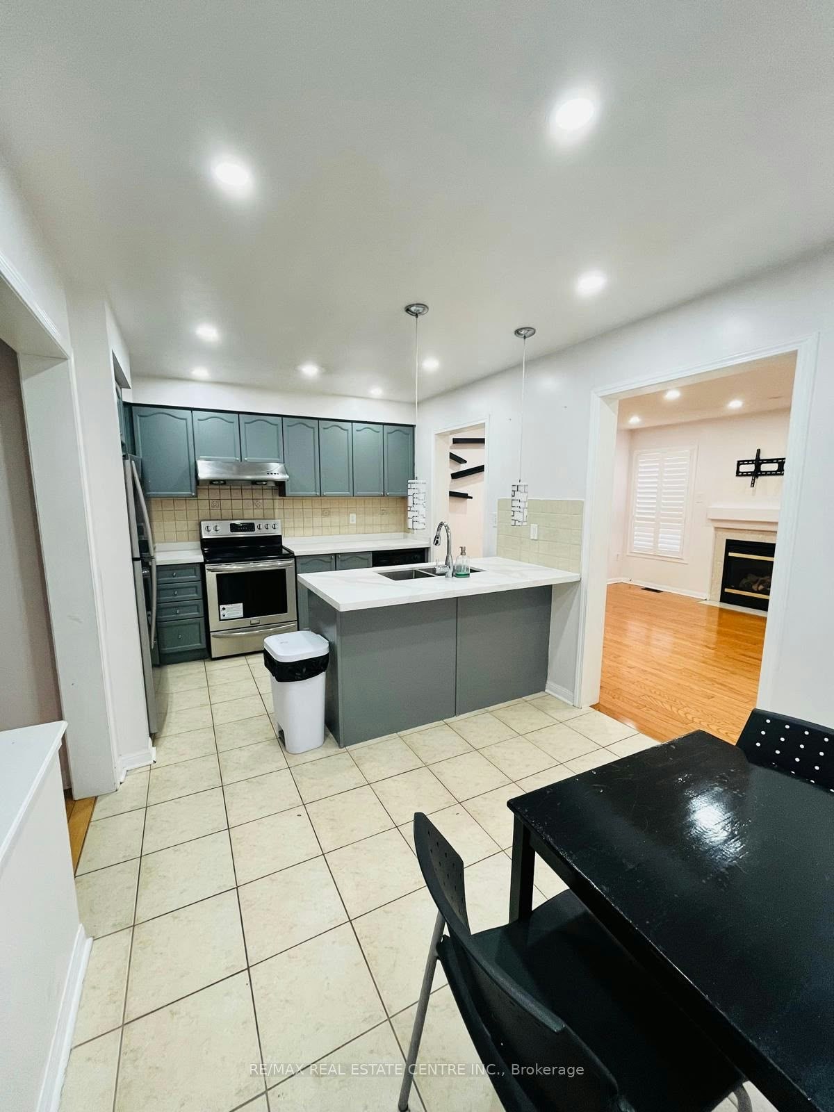 UPPER LEVEL-48 Herdwick Street, Brampton, ON, L6S 6L7 - 5