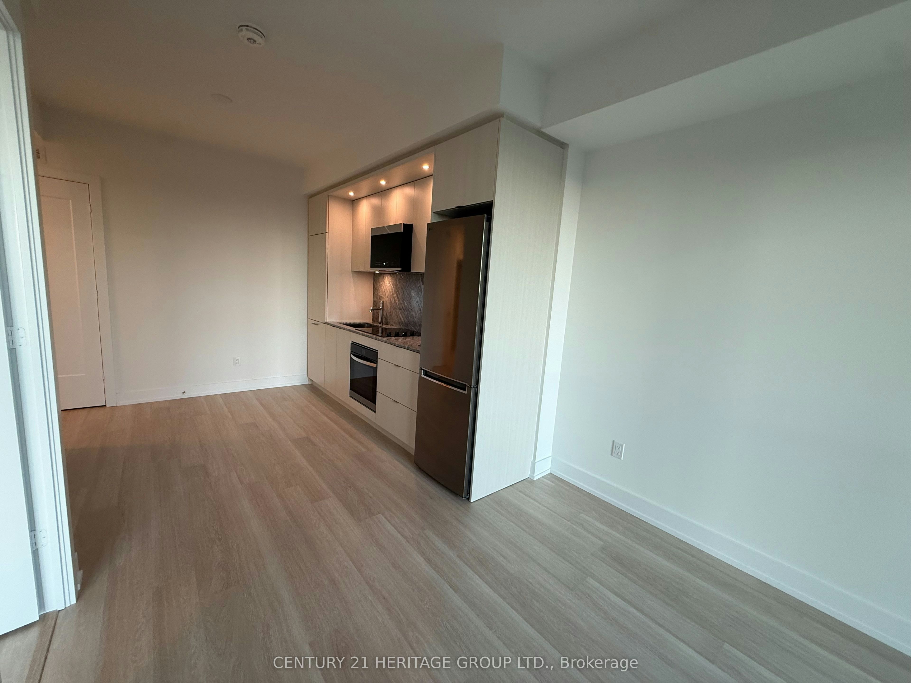 1307-60 Central Park Roadway N/A, Toronto, ON, M9A 0E6 - 8