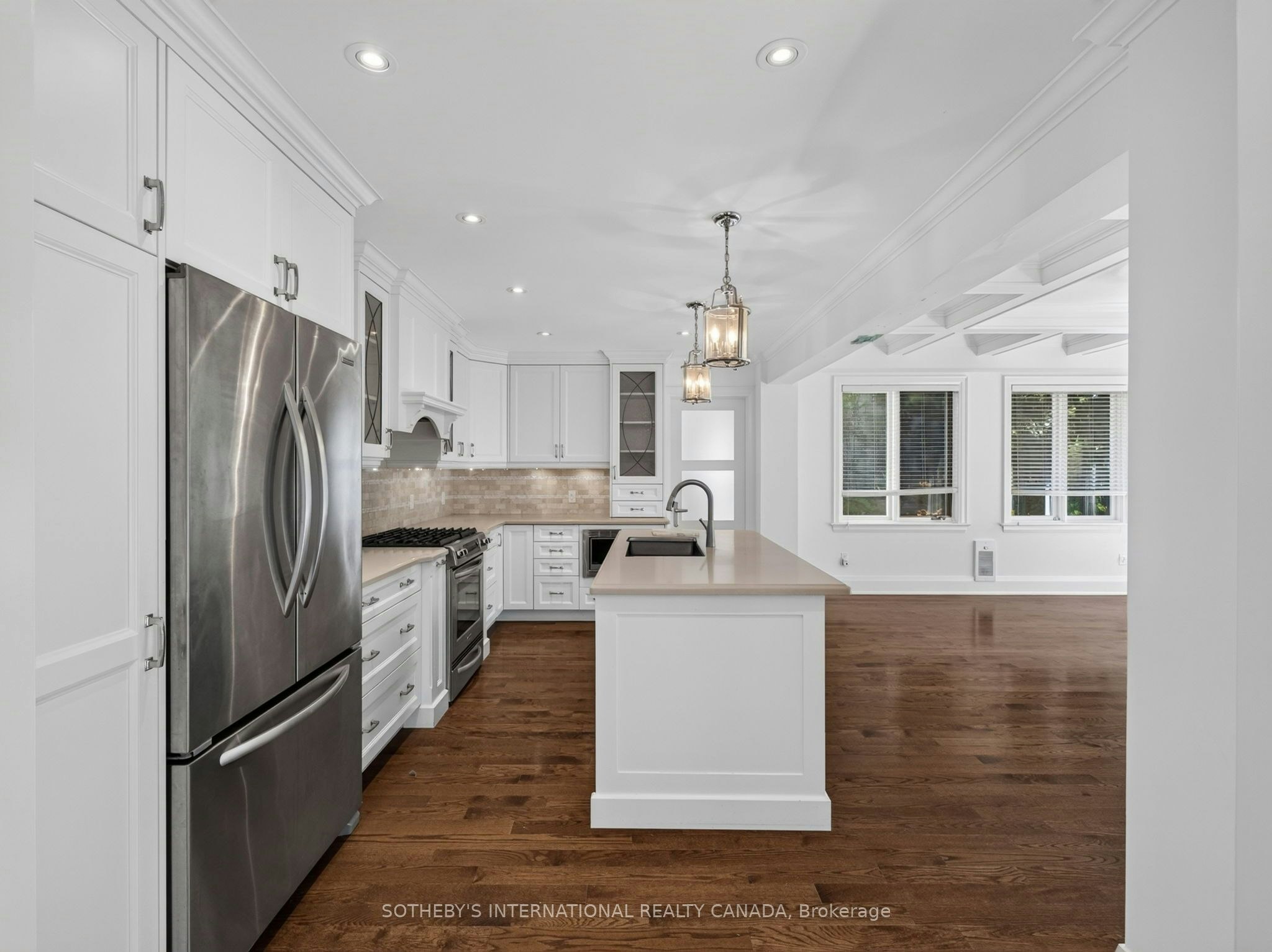 56 Edgehill Road, Toronto, ON, M9A 4N5 - 8