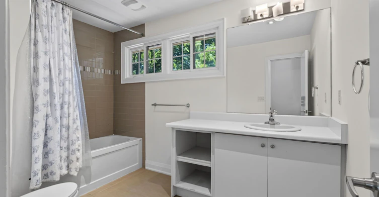 56 Edgehill Road, Toronto, ON, M9A 4N5 - 22