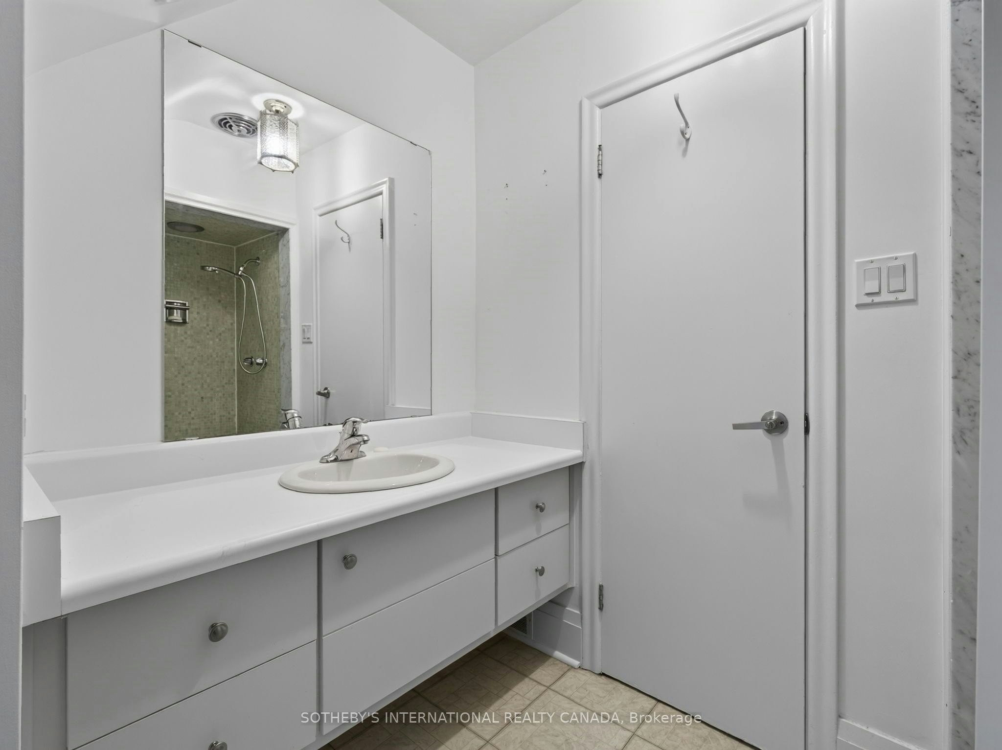 56 Edgehill Road, Toronto, ON, M9A 4N5 - 21