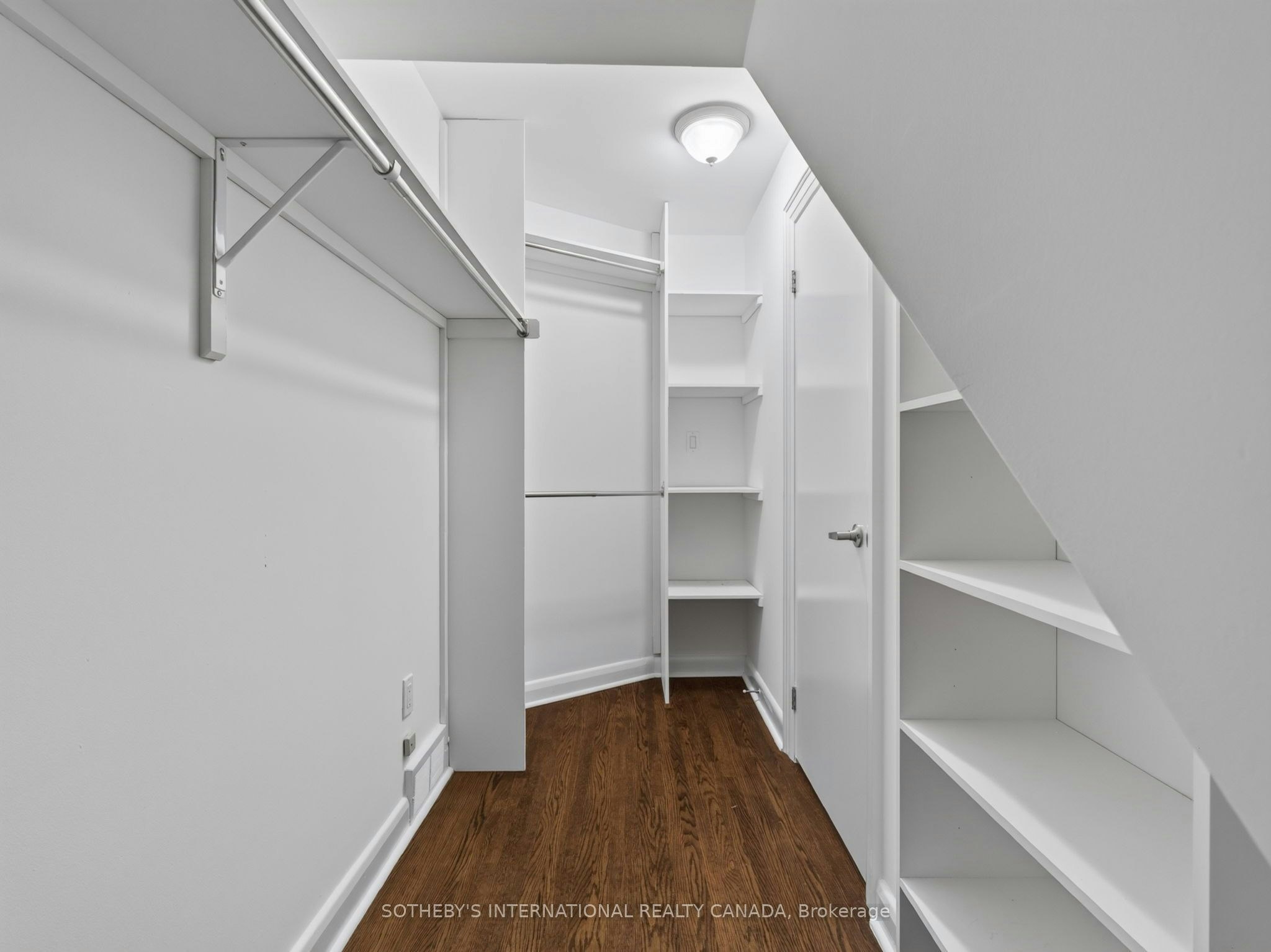 56 Edgehill Road, Toronto, ON, M9A 4N5 - 20