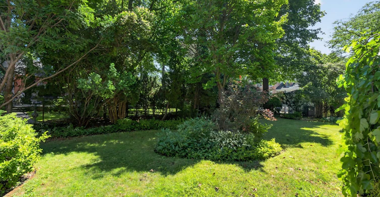 56 Edgehill Road, Toronto, ON, M9A 4N5 - 32